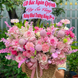 Mẫu hoa tặng khách nữ 024