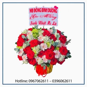 Giỏ Hoa Tặng Đối Tác MB Bank